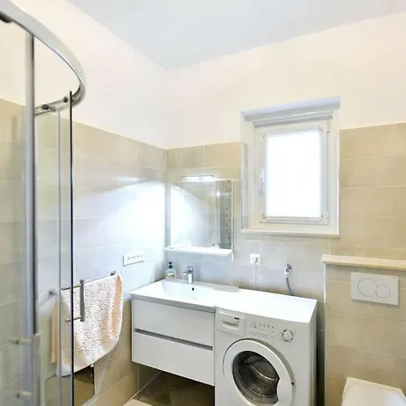 Maria * Πόρετς